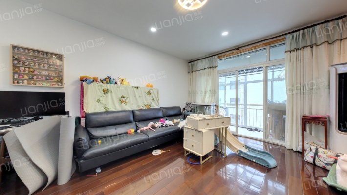 亚安花园二手房实景图