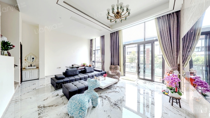 金湖翡翠山二手房实景图