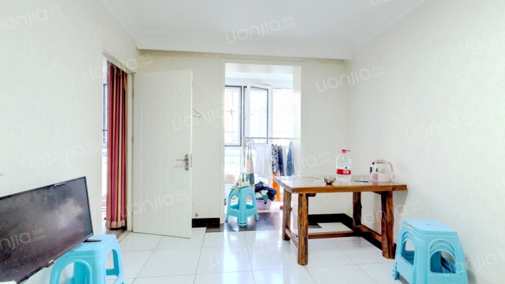 阜石路93号院二手房实景图