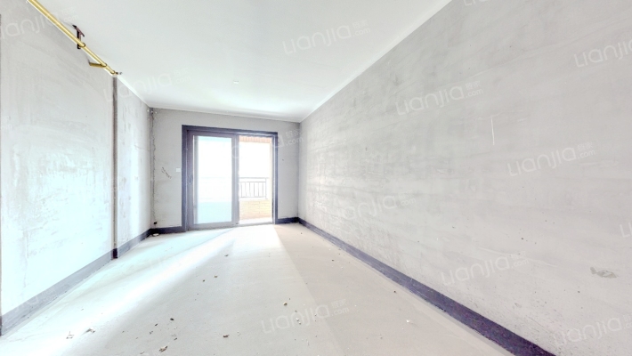 华润翡翠城三期二手房实景图