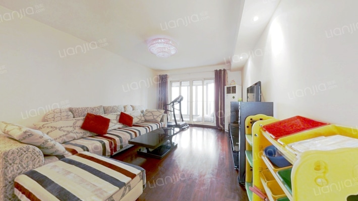 万科金品家园二手房实景图