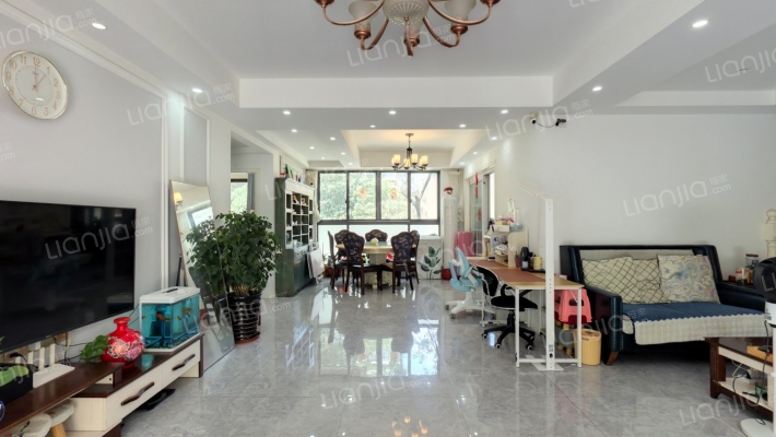 宝龙香槟湖二手房实景图