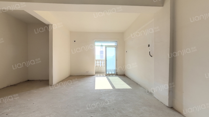 绿地城二手房实景图