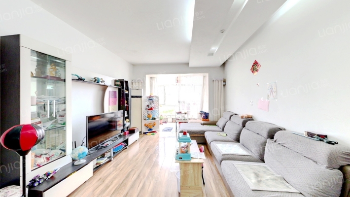 华风江畔二手房实景图