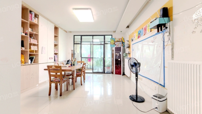 今日家园二手房实景图