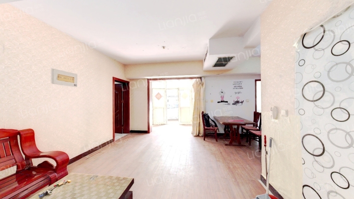 东上华府二手房实景图