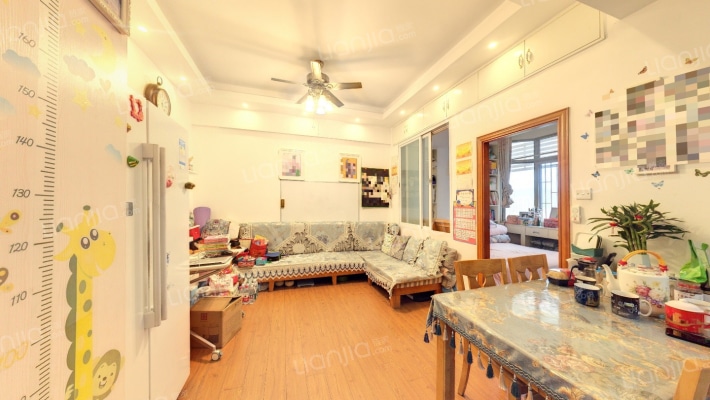 水产大厦二手房实景图