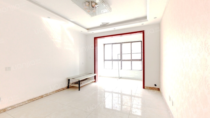 东润朗郡二手房实景图