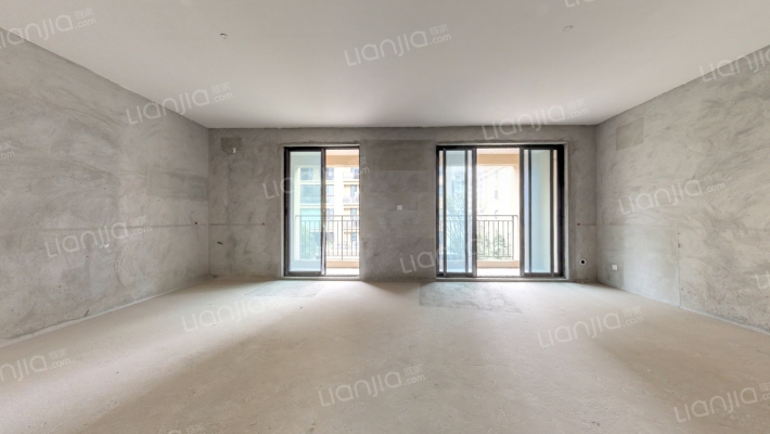 华美翡丽山三期二手房实景图