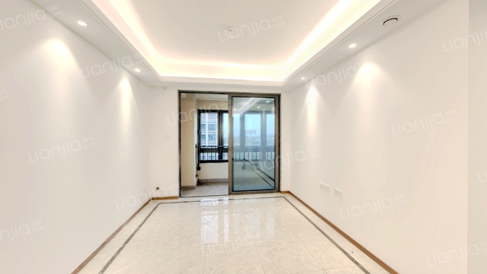 西阅星辰C区二手房实景图