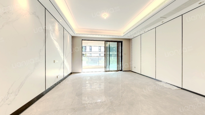 中海麓湖公馆二手房实景图