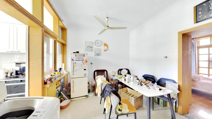 安徽省工业设备安装公司大院二手房实景图