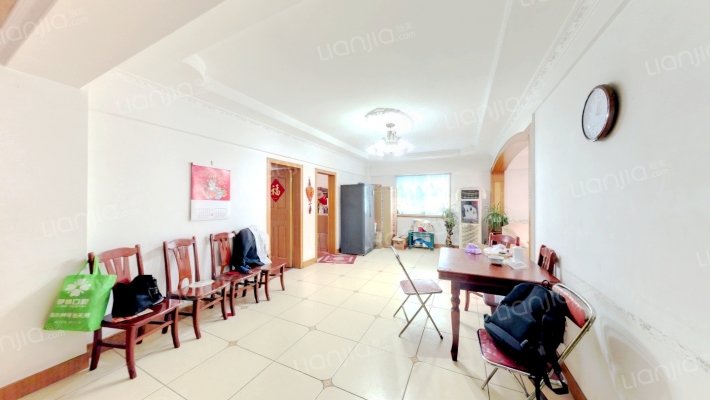 曙光路农贸市场商住楼二手房实景图