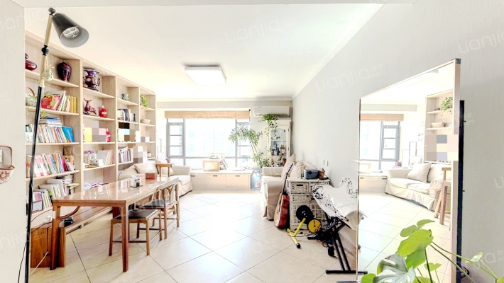 路劲河畔明珠二手房实景图