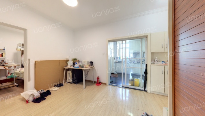 由由四村二手房实景图