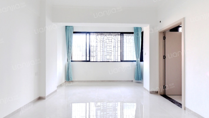 清华居二手房实景图