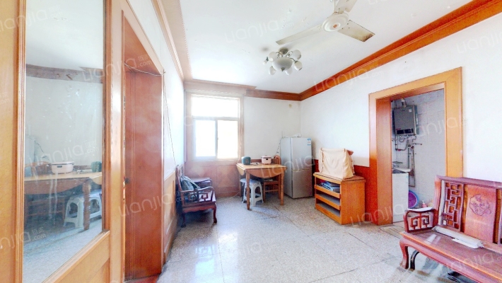 公交四公司居民小区二手房实景图