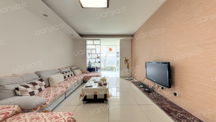 山水天成二手房实景图