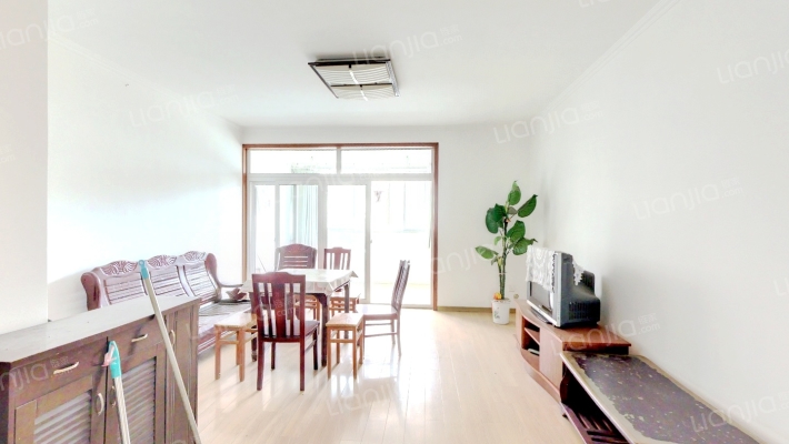 秦淮花苑南区二手房实景图