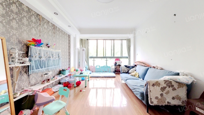 滨江怡畅园二手房实景图