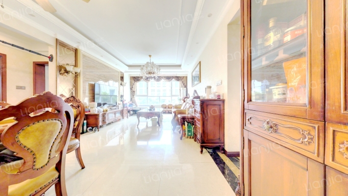 保利锦湖林语南区二手房实景图