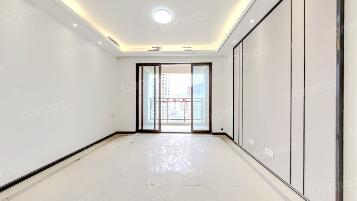 和泓文华府二手房实景图