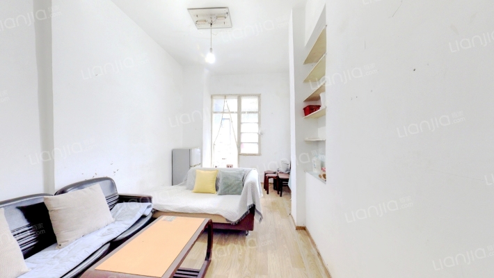 建桥新村1到183号二手房实景图