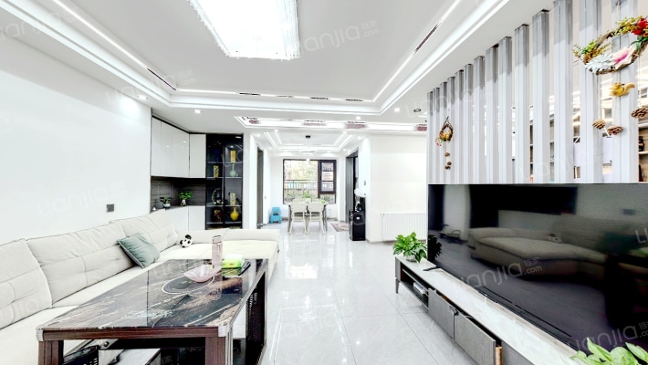 金科九华粼云二手房实景图