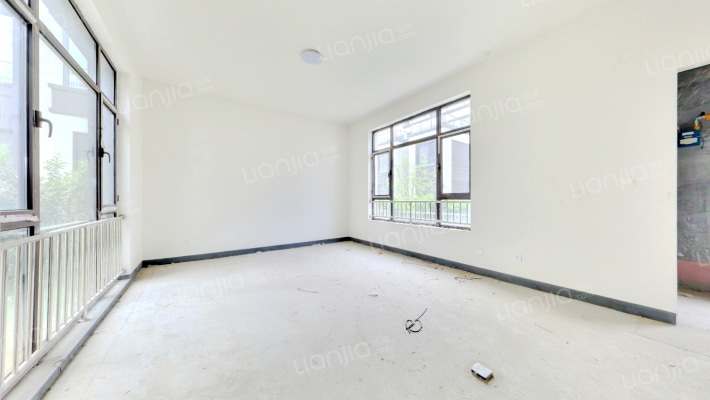 中国铁建龙泉山居二手房实景图