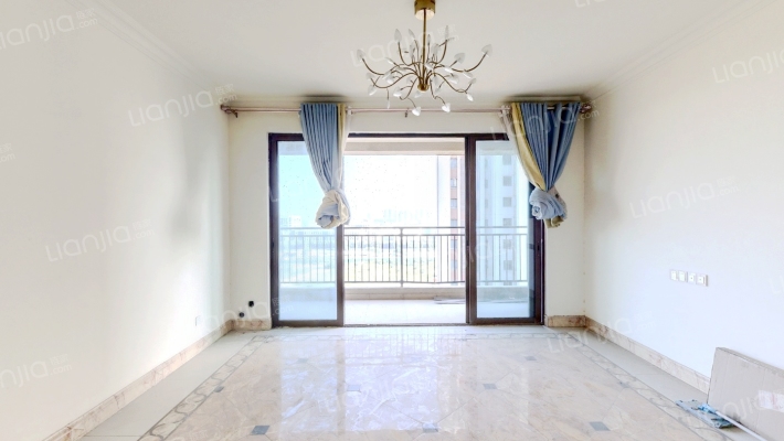 碧桂园翡翠湾二手房实景图