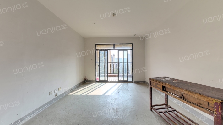 爱涛天逸园二手房实景图