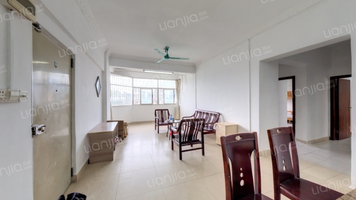 华翠苑二手房实景图