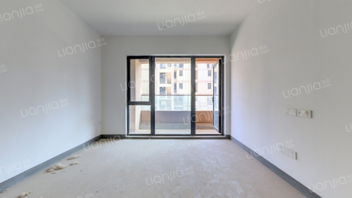 万科如园二手房实景图