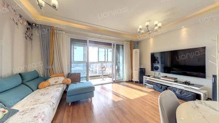 保利玲珑公馆二手房实景图