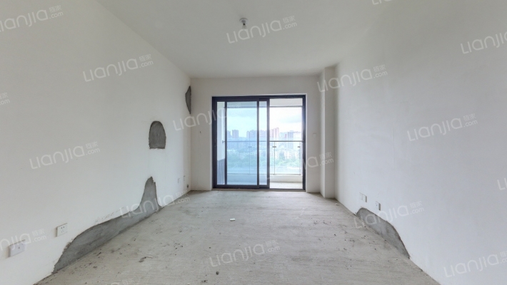 尊邸二手房实景图