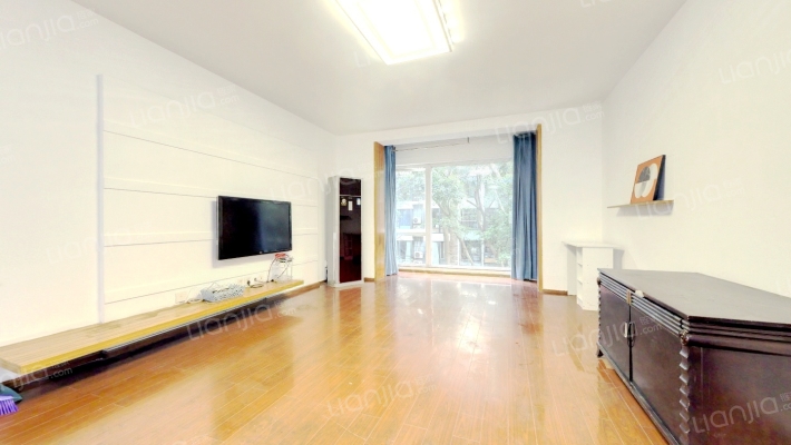 川大河畔二手房实景图