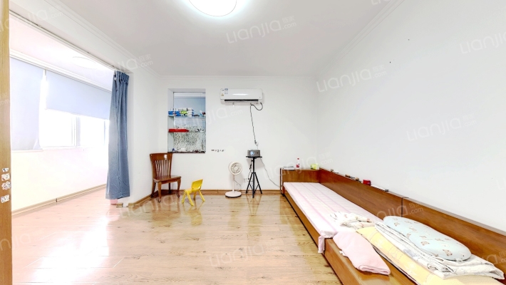 世贸大厦二手房实景图