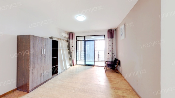 蓝鼎滨湖假日金榈园二手房实景图