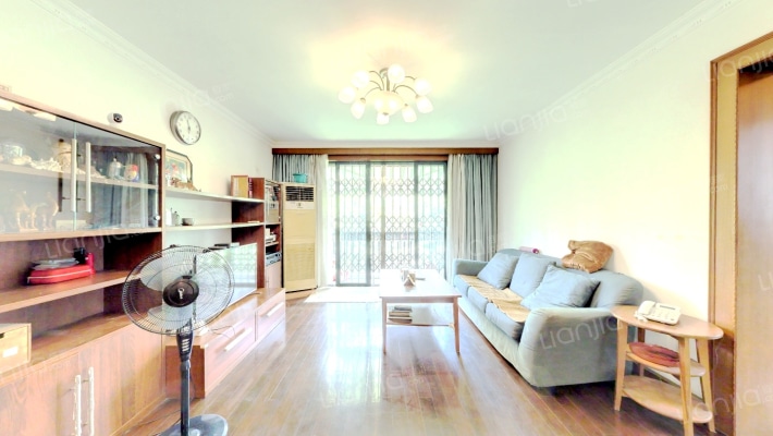 静安河滨花园二手房实景图