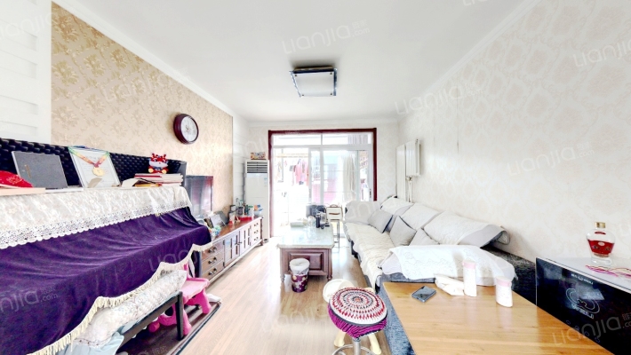 领秀城UP街区二手房实景图