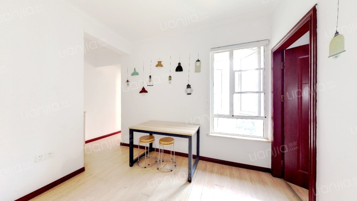 东沙花园南区二手房实景图