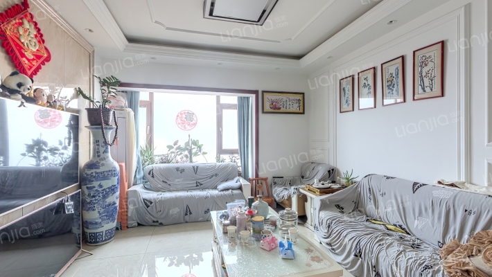 新合国际二手房实景图