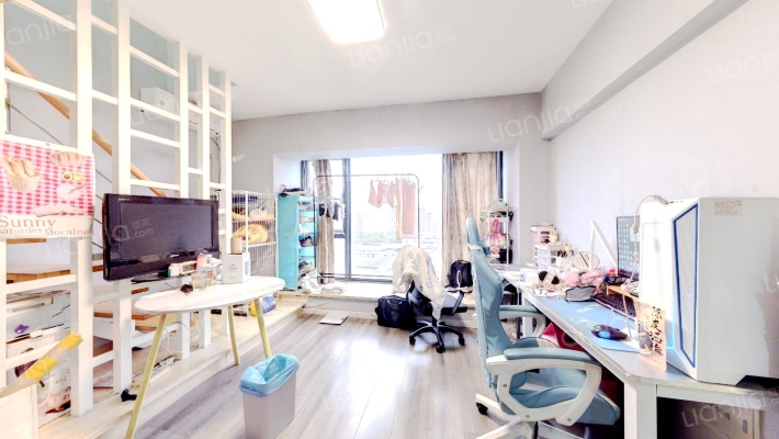 长江一号二手房实景图