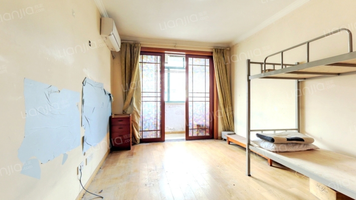 法华镇路588弄二手房实景图