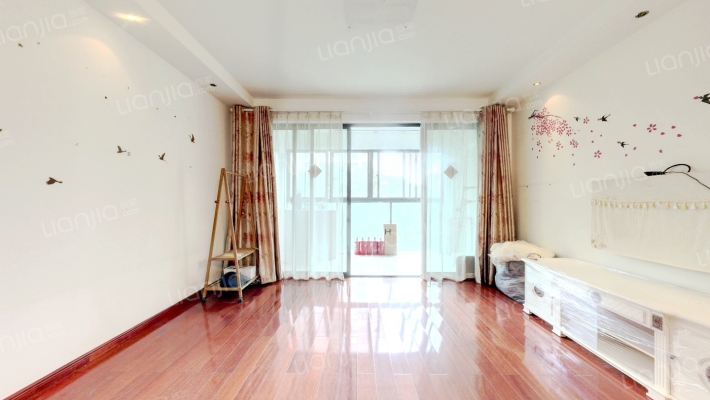 荣域花园二手房实景图