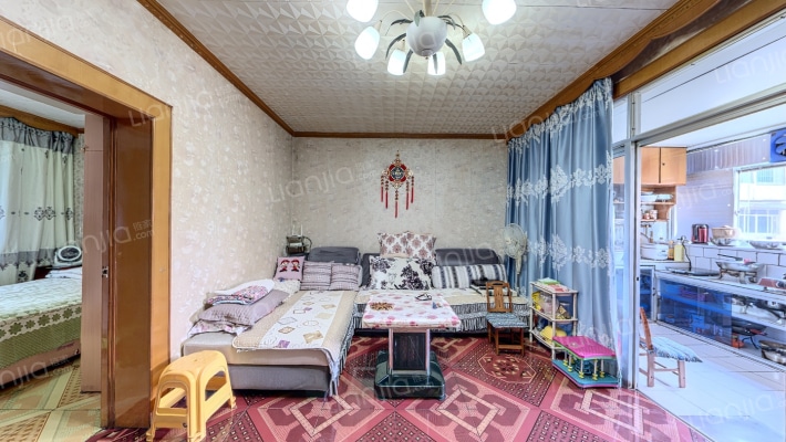 水电九局内区宿舍二手房实景图