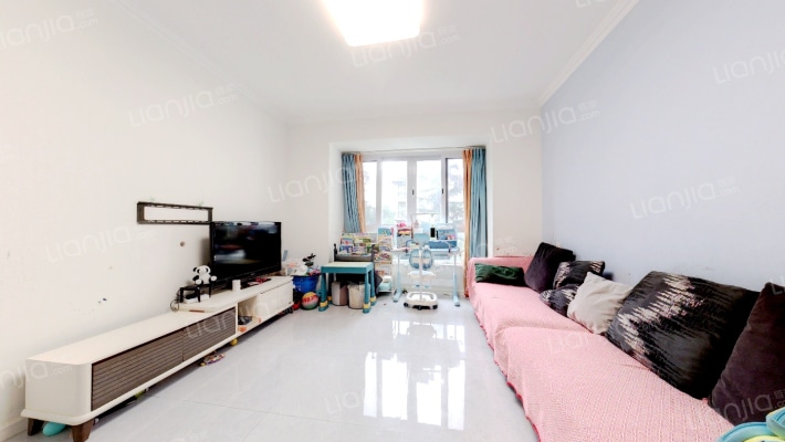 河畔华苑二期二手房实景图