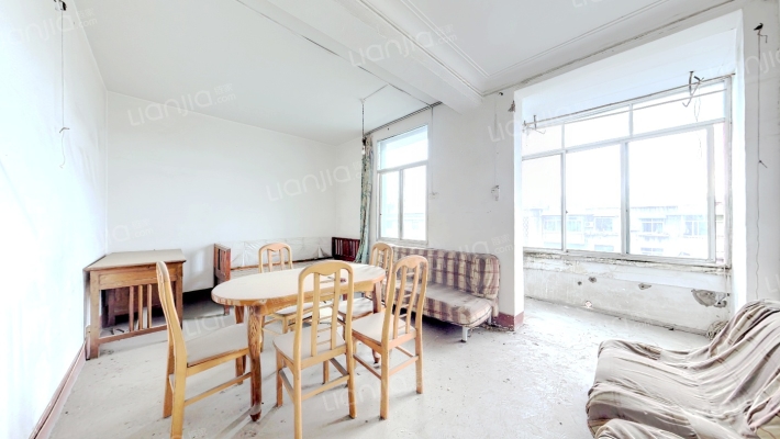 中国水电七局郫县干休所二手房实景图