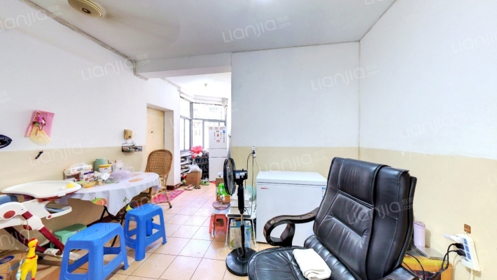 福日小区二手房实景图