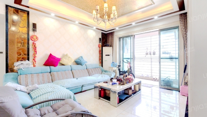 外滩一品二手房实景图